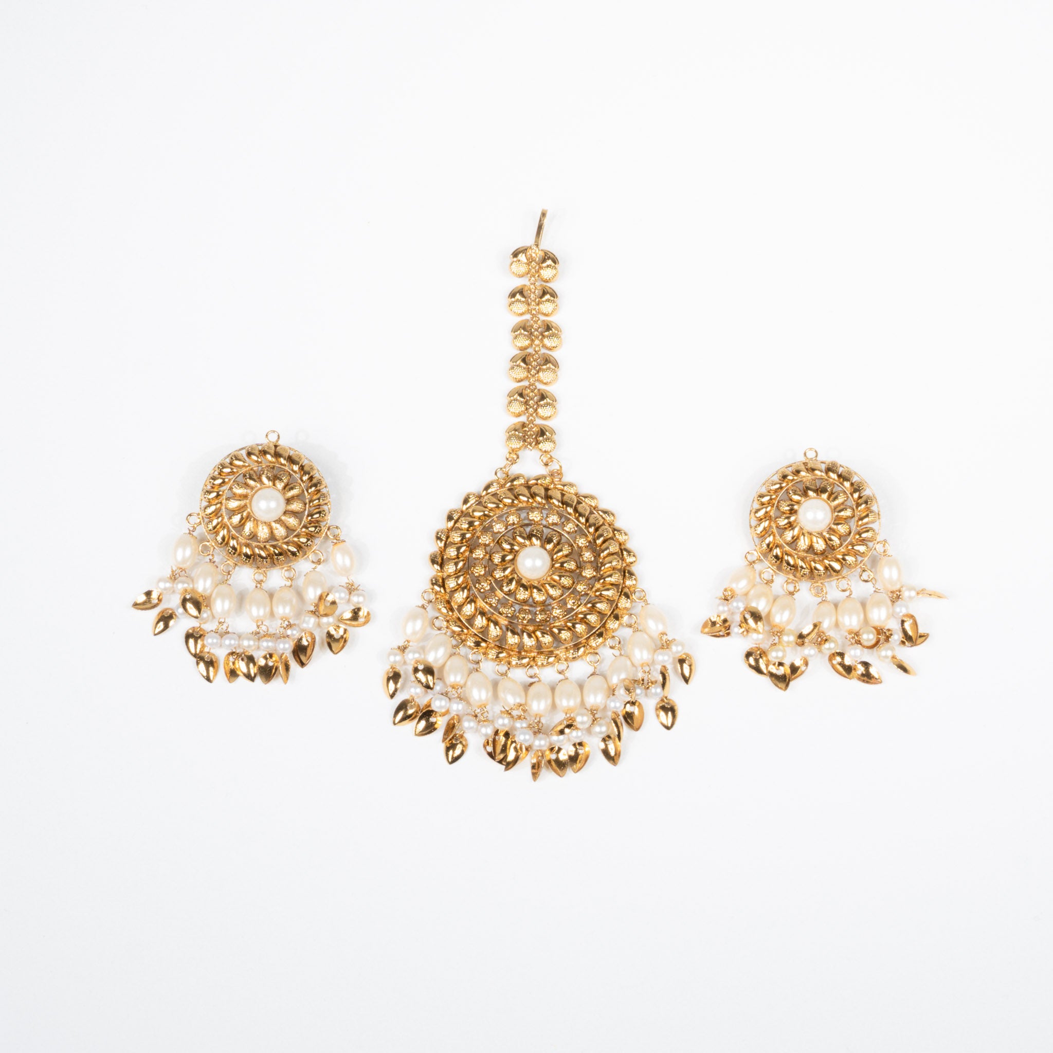Harnoor Earrings and Tikka Set